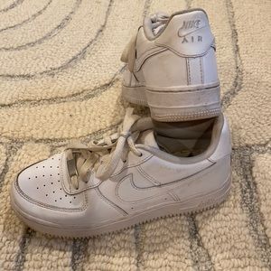 Nike AFI women’s sneakers